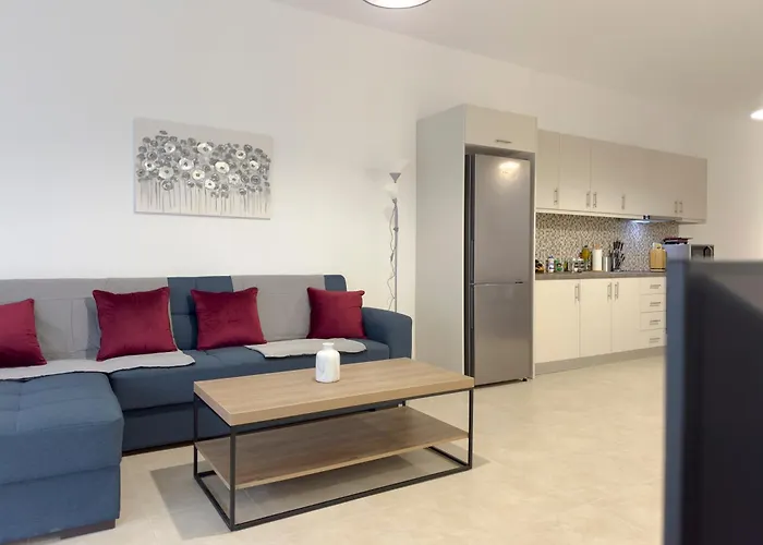 Glenvar Heights A1 90 Sqm Cozy Apt In Paleo Faliro